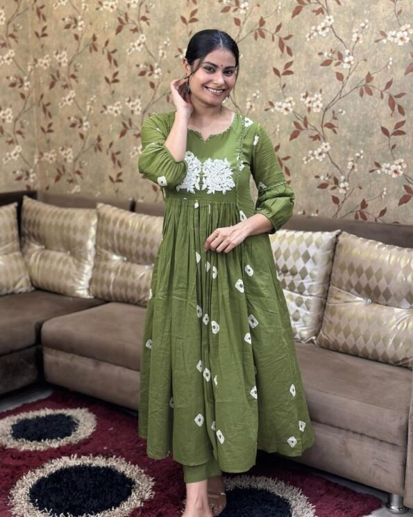 Women Embellished Cotton Anarkali Kurta