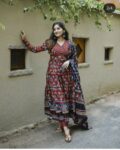 NilIma Lace Gher Kurta Set