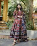 NilIma Lace Gher Kurta Set