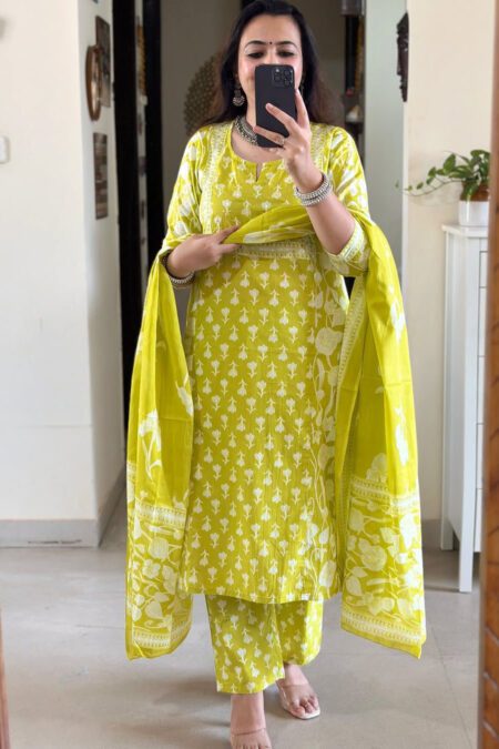 Yellow Printed Cotton Kurta Pant