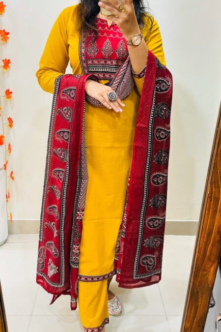 Beautiful Aada Sequence Work Heavy Cotton Fabric Kurti Pant