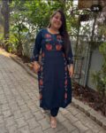Pure Cotton Slub With Thread  Work  Kurta Pant