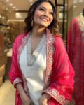 Heavy Chanderi Suit Set With Pink Lace Dupatta