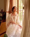 WHITE BUL BUL SUIT SET