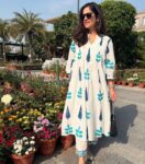 Pintex Work Flower White Cotton Kameez Collection