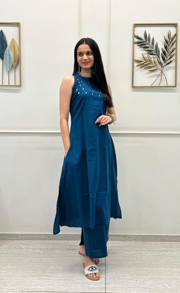 Teal Blue Sleeveless Kurta Set with Mirror Work