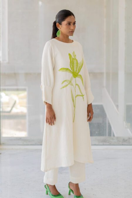 Off - White Modern Floral Embroidered