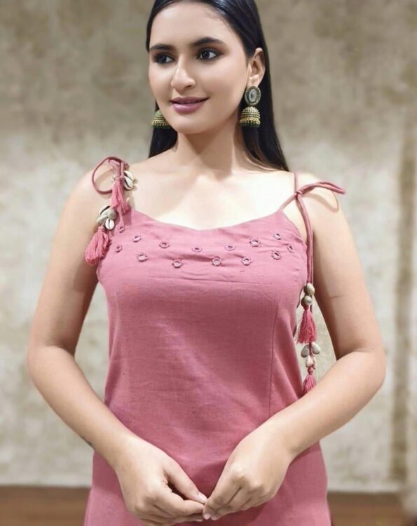 Chic Pink Sleeveless Cotton Kurti Set with Tie-Up Shoulder