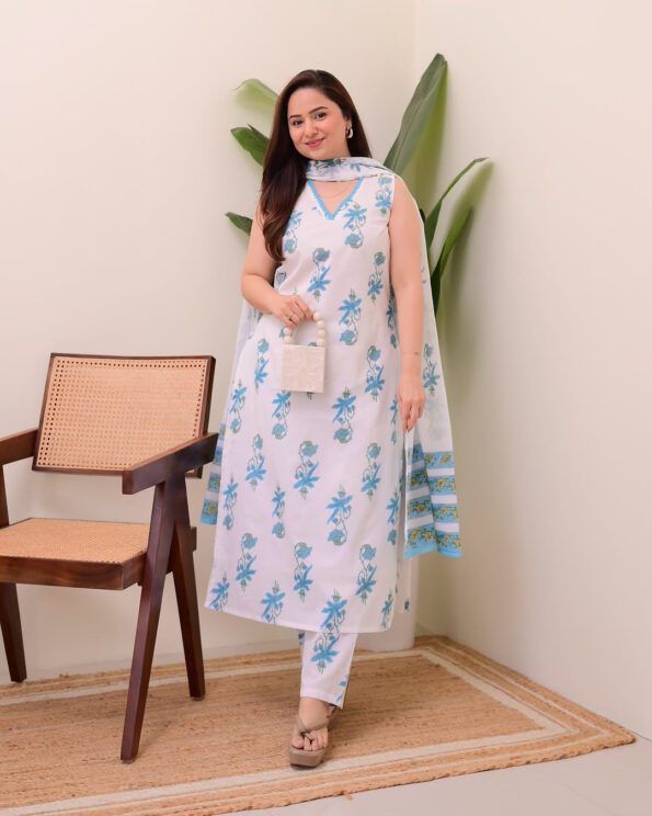 White & Blue Floral Print Kurta Pant Set with Dupatta