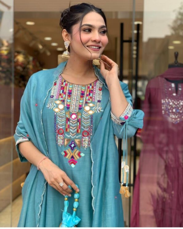 Turquoise Blue Embroidered Kurta Set for Women