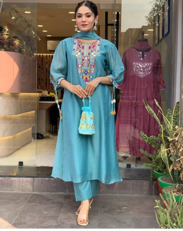 Turquoise Blue Embroidered Kurta Set for Women