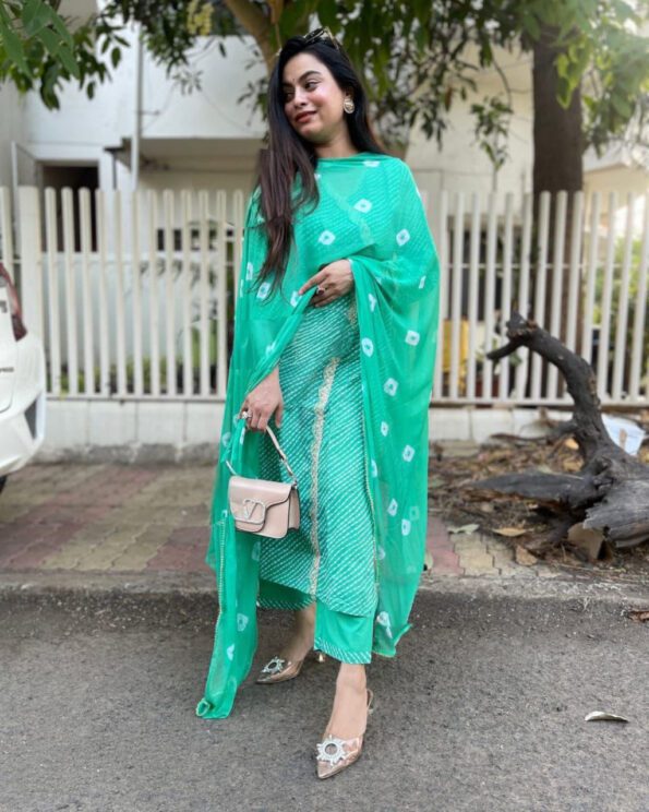 Green Ethnic Kurti Set with Dupatta for Women
