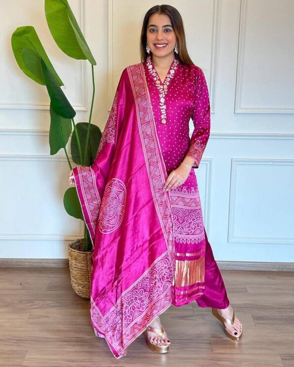 Pink Bandhani Kurta Set with Dupatta